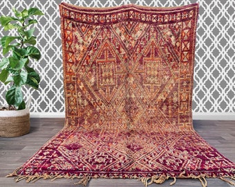 Antique Moroccan rug, 6x9 ft , Handmade Old Moroccan Rug 6.0 ft x 9.4 ft,wool rug, Berber rug, Boujaad rug, Azilal rug, Hand knotted rug.