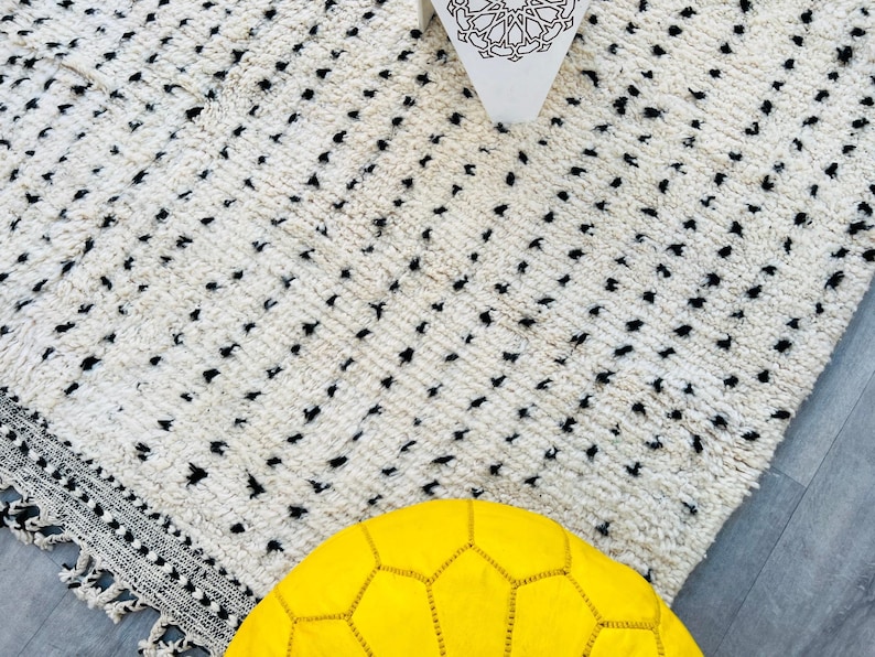 Moroccan Handmade rug ,Beni ourain style Morocco wool Berber Rug, modern rug, Hand woven rug, Azilal Berber style - white Rug Morocco