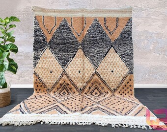 Costum Moroccan Rug , Authentic Moroccan rug,Berber carpet, Genuine Wool rug, Handmade rug, Area rug, Tapis berbere,