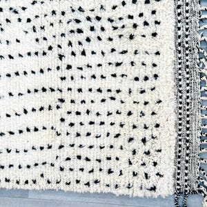 Moroccan Handmade rug ,Beni ourain style Morocco wool Berber Rug, modern rug, Hand woven rug, Azilal Berber style - white Rug Morocco