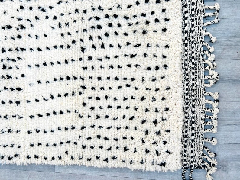 Moroccan Handmade rug ,Beni ourain style Morocco wool Berber Rug, modern rug, Hand woven rug, Azilal Berber style - white Rug Morocco