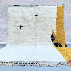 Costum Moroccan Rug , Authentic Moroccan rug,Berber carpet, Genuine Wool rug, Handmade rug, Area rug, Tapis berbere,