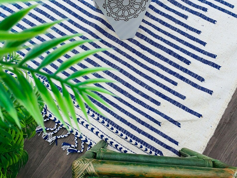 kilim moroccan rug, handwoven kilim rug,  flatweave rug,  moroccan kilim, kilim woven rug, moroccan woven rug, Blue kilim rug, berber Blue kilim,  Blue kilim, Blue flat area rug, moroccan Blue kilim, Blue flat rug, custom kilim rug