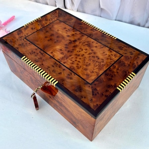 Large Wooden Jewelry Box 12&quot;x8&quot;,Thuya Wood Box With Two Level Storage,Large Jewelry Box,Jewelry Organizer Box,Decorative Lockable Box Gif