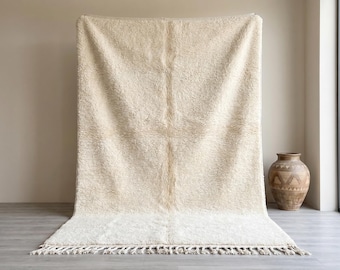 Ivory Beni Ourain Rug – Handmade Moroccan Wool Carpet, Solid Berber Minimalist Design