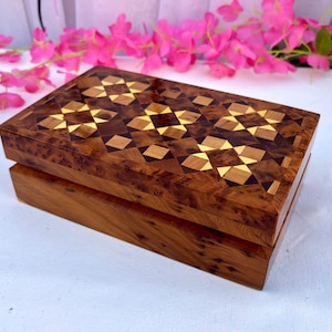 Handmade Wooden Jewelry Box,non-lockable wooden burl box 8x5in,memory organizer,keepsake couples gift,decorative Exotic Wood Storage