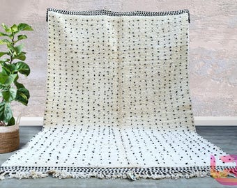 Custom Beni ourain rug, Authentic Moroccan rug, Berber carpet, Artisan Crafted Rug, Elegant Floor Accessory, High-Quality Wool Rug
