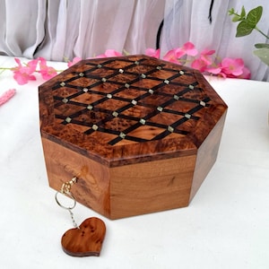 Large Handmade Thuya Wood Jewelry Box with Geometric Inlay 8&quot;x8&quot;– Octagonal Keepsake Storage with Mother-of-Pearl Accents, Gift for Women
