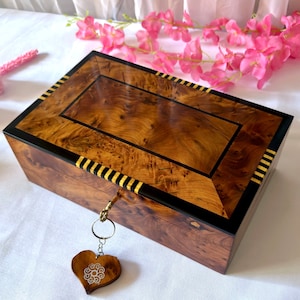 Hand-Crafted Wooden JEWELRY BOX Made of Thuya Burl 9&quot;x6&quot; ,Women Jewelry Box, Watch Box For Men, Decorative Lockable Box, Gifts For Women