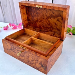 Schmuckschatulle aus Holz Wurzelholz, handgefertigte Schmuckschatulle mit Schloss, marokkanische Holz Schmuckschatulle, marokkanische handgefertigte massive Thuja Holz Wurzelholz Schmuckschatulle
