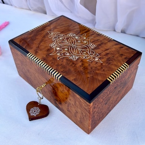 HANDMADE Thuya Burl Luxury JEWELRY BOX 9&quot;x6&quot;, Moroccan Lockable Wooden Watch Box,Unique Memory Couples Gift, Stunning Wife Gift,Gift For Him