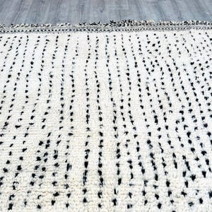 Moroccan Handmade rug ,Beni ourain style Morocco wool Berber Rug, modern rug, Hand woven rug, Azilal Berber style - white Rug Morocco