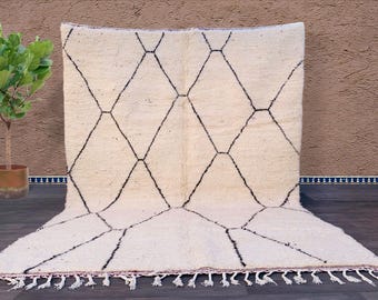 Beni Ourain Moroccan Rug 6.9x9.6 ft – Handmade Wool Carpet – Ivory Berber Area Rug with Black Diamond Pattern