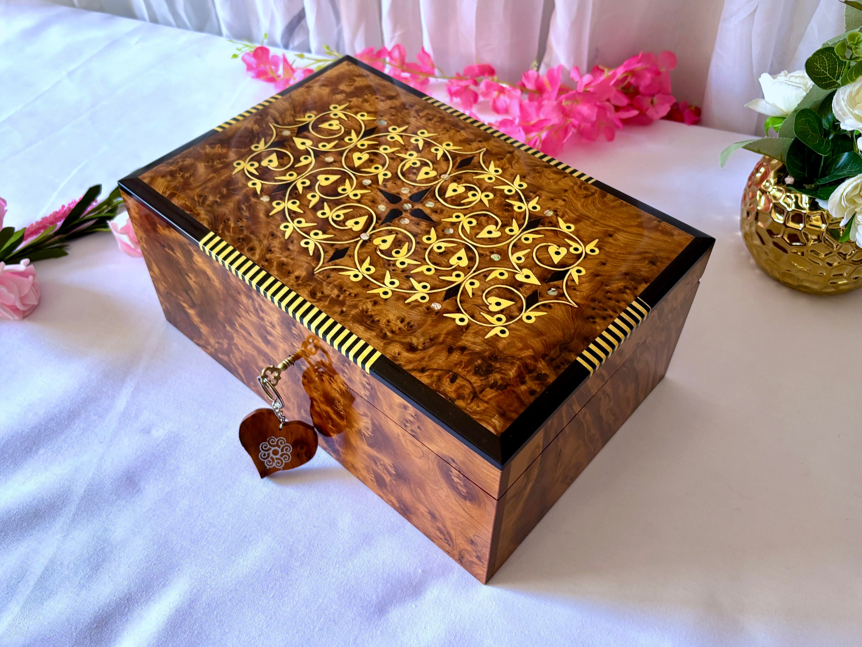 Large Thuya Burl Jewelry Box 12