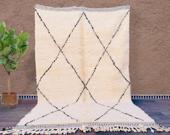 Handmade Beni Ourain Rug – Moroccan Wool Carpet – Large Black Diamond Pattern – Handmade Berber Rug – Custom Size Available