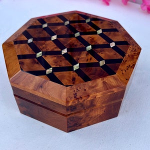 Handmade Wooden Jewelry Box 6&quot;x6&quot;,non-lockable wooden burl box,memory organizer,keepsake couples gift,decorative Exotic Wood Storage