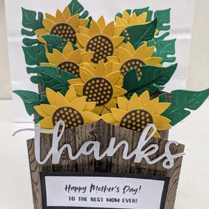 Carte pop-up tournesol fête des mères, carte maman bouquet de tournesols, carte pop-up florale pour maman, carte fleurs 3D meilleure maman de tous les temps, carte fleurs soleil