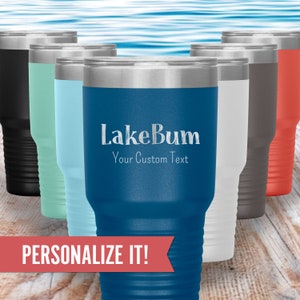 Lake Bum personalisierter 30-Unzen-Becher, Lake Life, benutzerdefinierte Lake House Cup, lustiger gravierter Becher, Bootskapitän und Erster Begleiter, Sailor Boat Geschenk