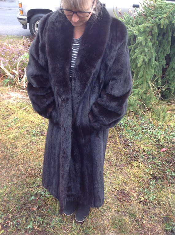 Ranch mink coat - image 1