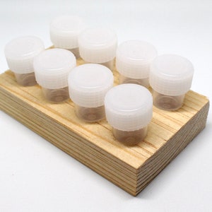 Onze bestseller unieke, handgemaakte houten inktpot met 8 dinky dips / SLECHTS 1 LINKS!!! // Zo praktisch om al je inktmonsters in op te bergen! Eenvoudig, morsbestendig