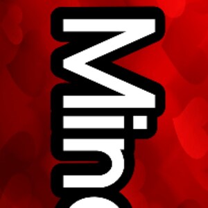 Puede incluir: Un diseño temático de San Valentín con un gnomo sosteniendo un corazón rojo. El gnomo lleva un gorro blanco con lunares rosas y las palabras "Be Mine" en letras negras en negrita sobre un fondo rojo.