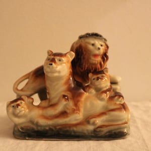 Occupied Japan Pride of Lions Glazed Porcelain Figurine - Vintage