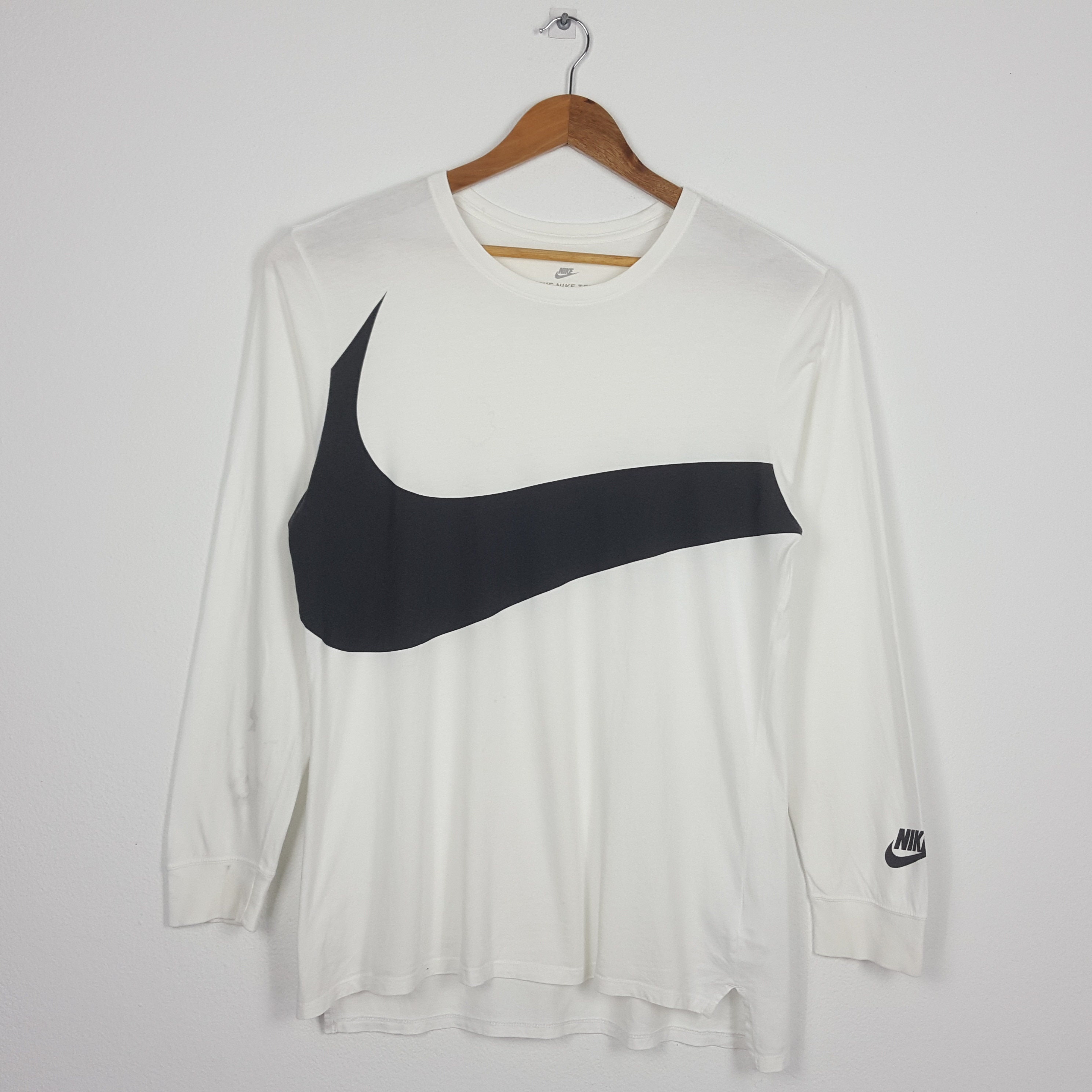 Nike, Shirts, Vtg Nba Basketball Long Sleeve Shirt Large Fits Smaller  Nike Y2k Center Swoosh