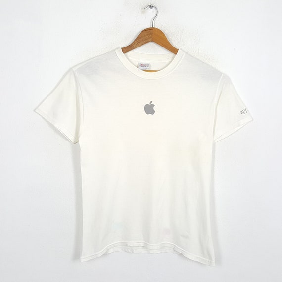 T shirt iphone hotsell