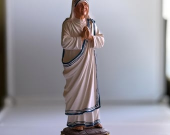 Estatua de Resina de la Madre Teresa de Calcuta - Figura Católica de 11.5" / Estatua Madre Teresa de Calcuta, Figura Católica, Resina de 11.5"