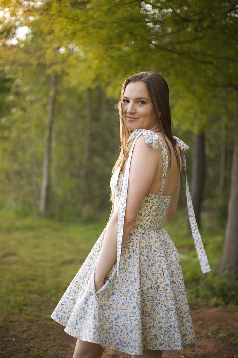 Robe J.Crew Convertible à Bretelles Fleuries En Relief - Taille 00, Couleur Blanche - Neuf Avec étiquettes