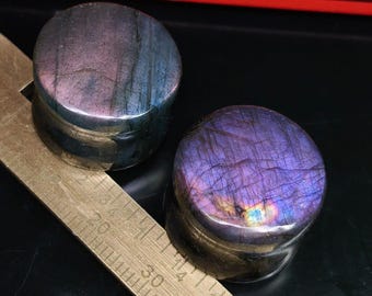Labradorite Stone Plugs, Natural Purple Flash Ear Gauges, Double Flare Saddle Plugs, Organic Stone Ear Stret  3/4(18mm) size