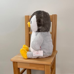 Pinguin grau personalisiert mit Stickerei Bild 3