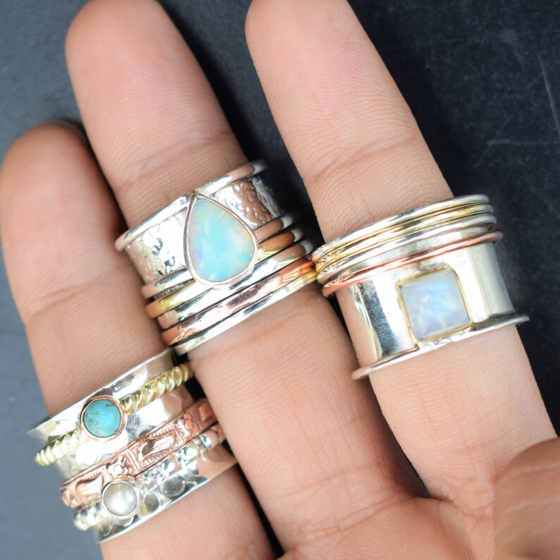Bridesmaids Gifts Magic Blue Solitaire Ring with Sterling Silver 4 Prong Setting Quartz Ring in Silver