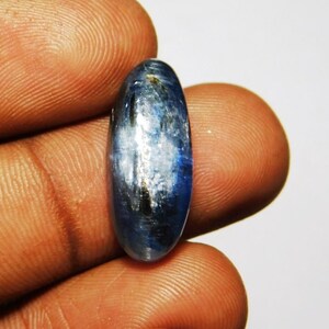 AAA+-Natural  Blue kyanite  cabochon loose gemstone Blue Kyanite  oval shape  handmade 13 cts  size 21x9x6 # 3121