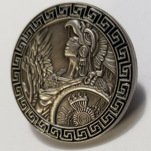 Sombrero Fedora de estilo motero chicano mexicano para hombre, estilo lowrider, con insignia plateada de guerrero azteca.