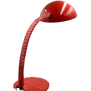 Elio Martinelli, Flex Calotta mod. 660 bright red table / desk lamp, Martinelli Luce Italy, 1972