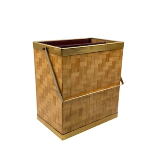 Hollywood regency brass and woven bamboo magazine rack, Metal Linea Nova Italy 1970