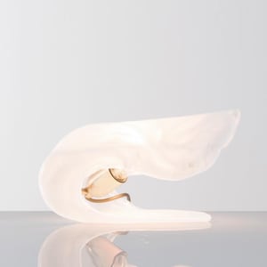 Murano-bordslampa i blåst snäcksformat glas, La Murrina, Italien 1970-talet