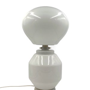 Space Age weiße Glas Tischlampe, Faver Italien 1970er Jahre