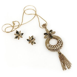 Kyles Collection | Talaaj Swarovski Pendant Set | Swarovski Crystals | Christmas Gifts | Indian Jewellery | Bridesmaid Gifts | Gift Set|