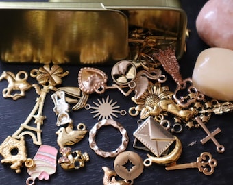 Golden Lenormand Charm Set – 36 Casting Charms Kit, Luxury Metal Box, Divination Tool Gift