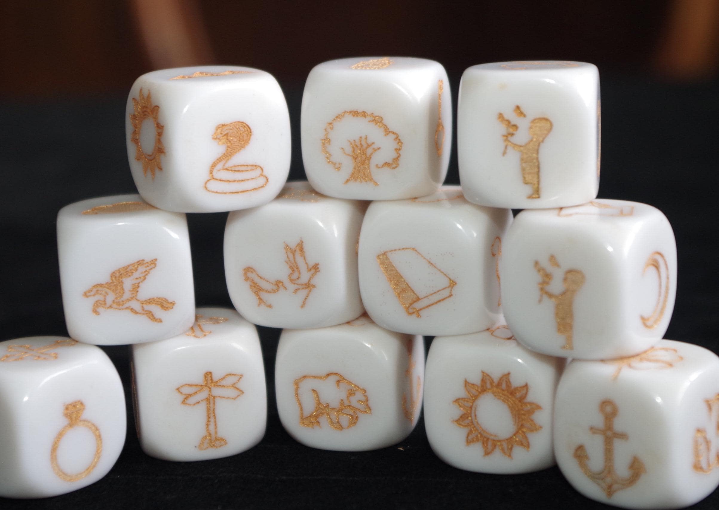Discover Your Fate with Vibrant Engraved Lenormand Dice - Elevate Your Divination Practice with Eye-Catching Symbols
