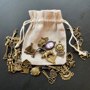VINTAGE LENORMAND CHARM, oracle charms, for divination, Tarot, oracles, cards, deck, casting charms,oracle charms, lenormand