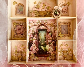 Romantic Wall Decoration with Compartments for Jewelry and Precious Items - Handmade with Chalk Paint and Plaster Ornaments 30 x 30 cm