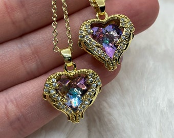 Collares con dijes de corazón