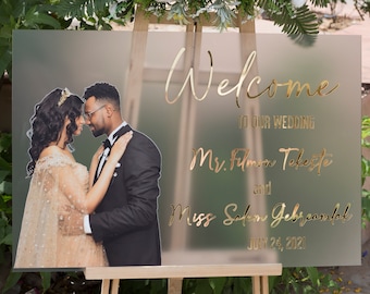 Frosted Acrylic Last Name Wedding Sign, Couple Picture Sign 3D Wedding Welcome Sign, Acrylic sign, Wedding Sign, Personalized Wedding Sign,