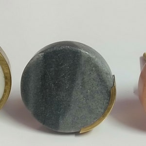 Weißer Marmor / Messing Schrank Schublade ziehen dekorativen Schrank Schrank Tür Griff // Stein Knöpfe