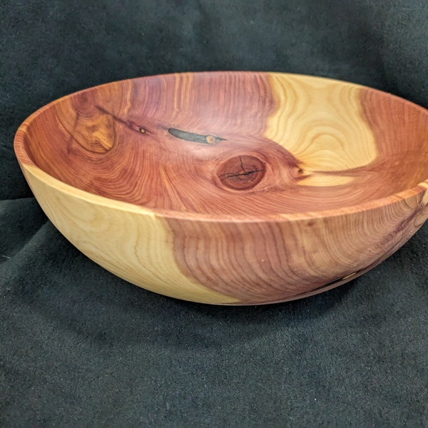 Hand-Turned Cedar Bowl - Rustic Wood Artistry