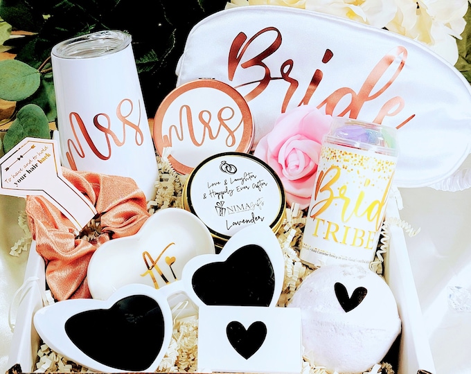 Bride to Be Engagement Gift Basket For Her, Bride Gift, Bridal Gift Basket, Future Mrs. Gift, Bride Box, Bridal Shower Gift - BG001