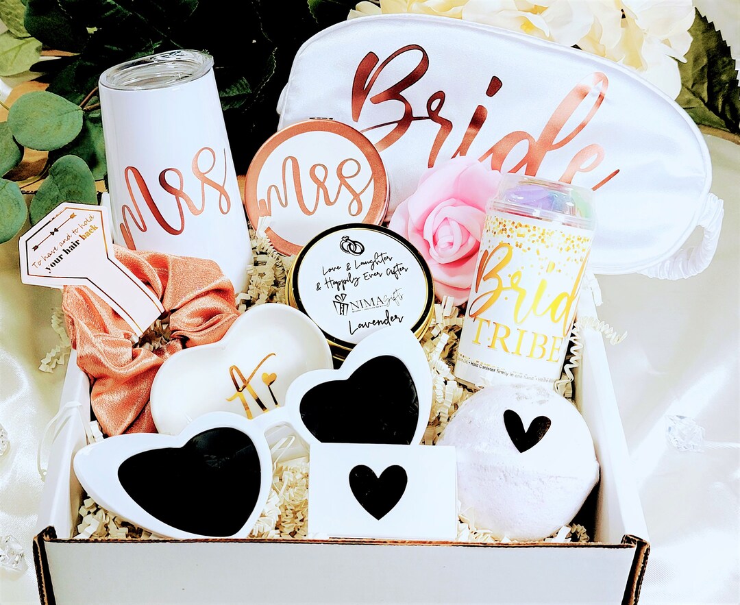 Engagement Gift Box for Bride, Personalized Bride To Be Gift Set ...